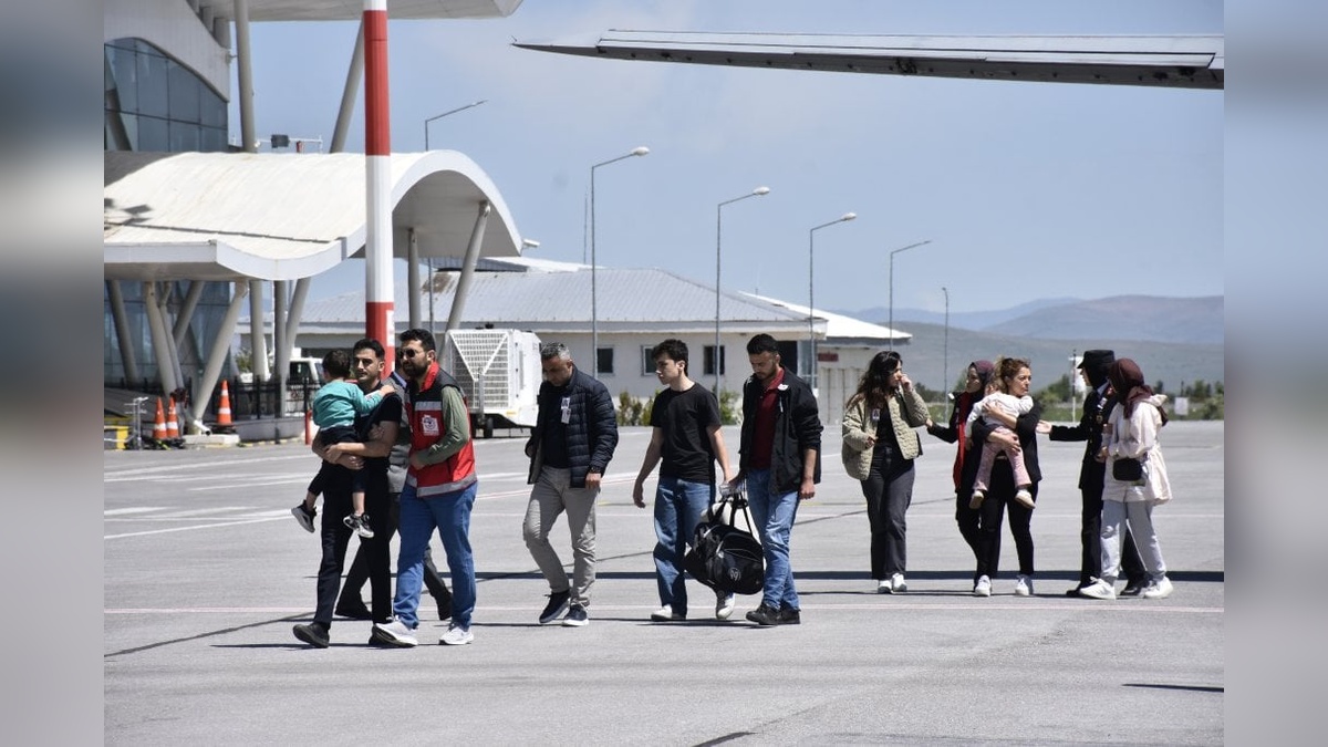 Sivas'ta şehit jandarma astsubayı Emre Polat için tören düzenlendi