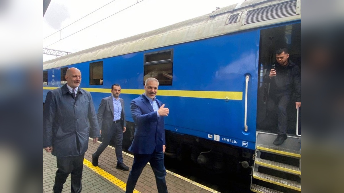 Dışişleri Bakanı Fidan, Ukrayna'ya gitti