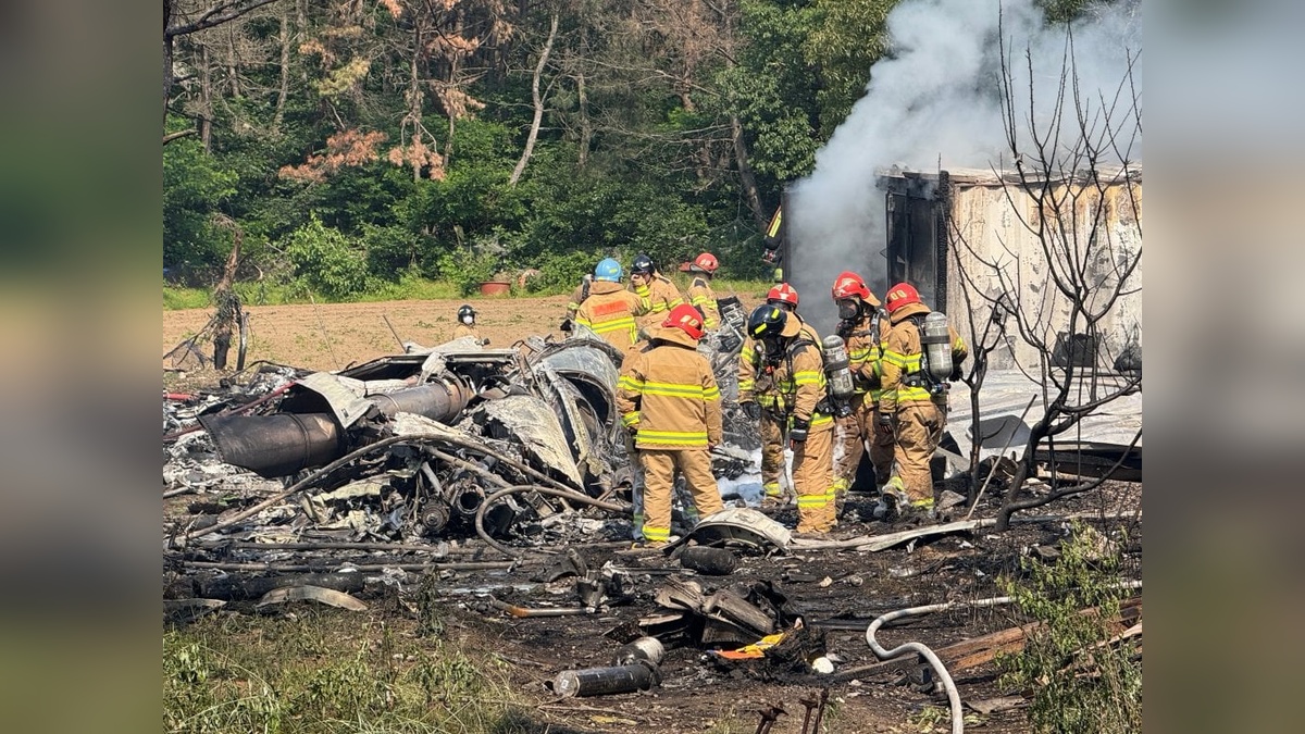 Güney Kore'de donanma uçağı düştü: 4 mürettebat hayatını kaybetti