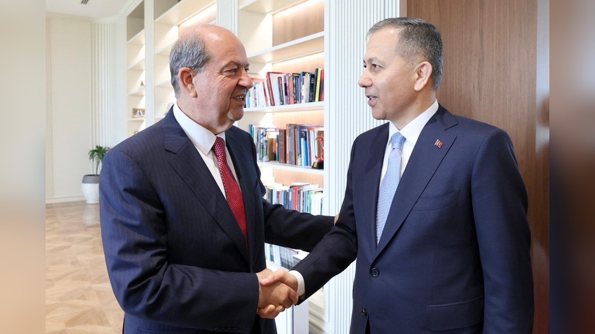 Bakan Yerlikaya, KKTC'de temaslarda bulundu