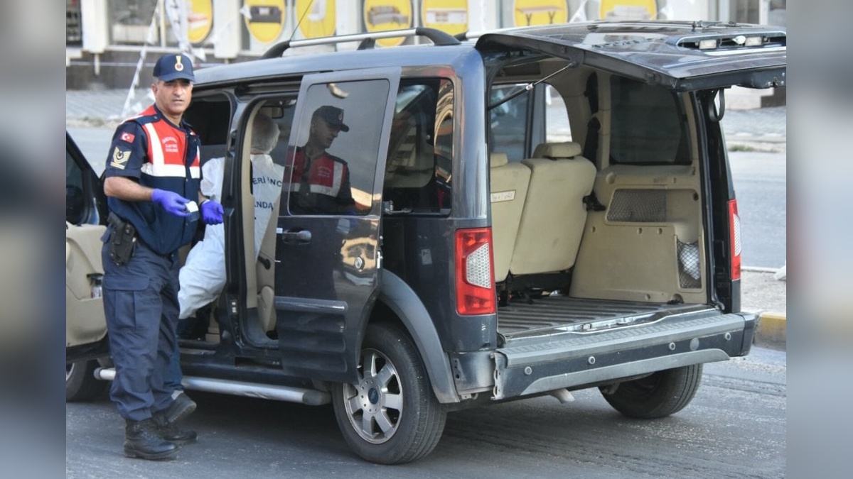 İzmir Torbalı'da silahlı saldırı: 3 ölü, 3 yaralı