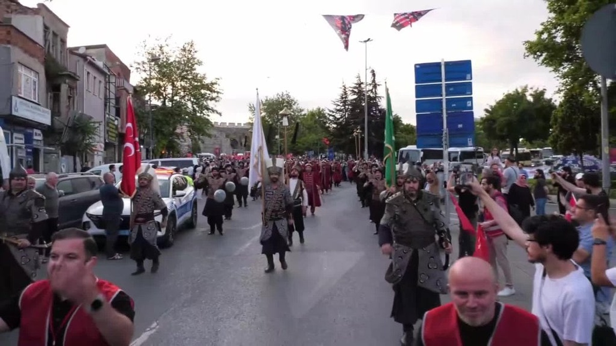 İBB Başkanvekili Aslan'dan fetih yürüyüşünde İmamoğlu benzetmesi: İkisi de Fatih'tir