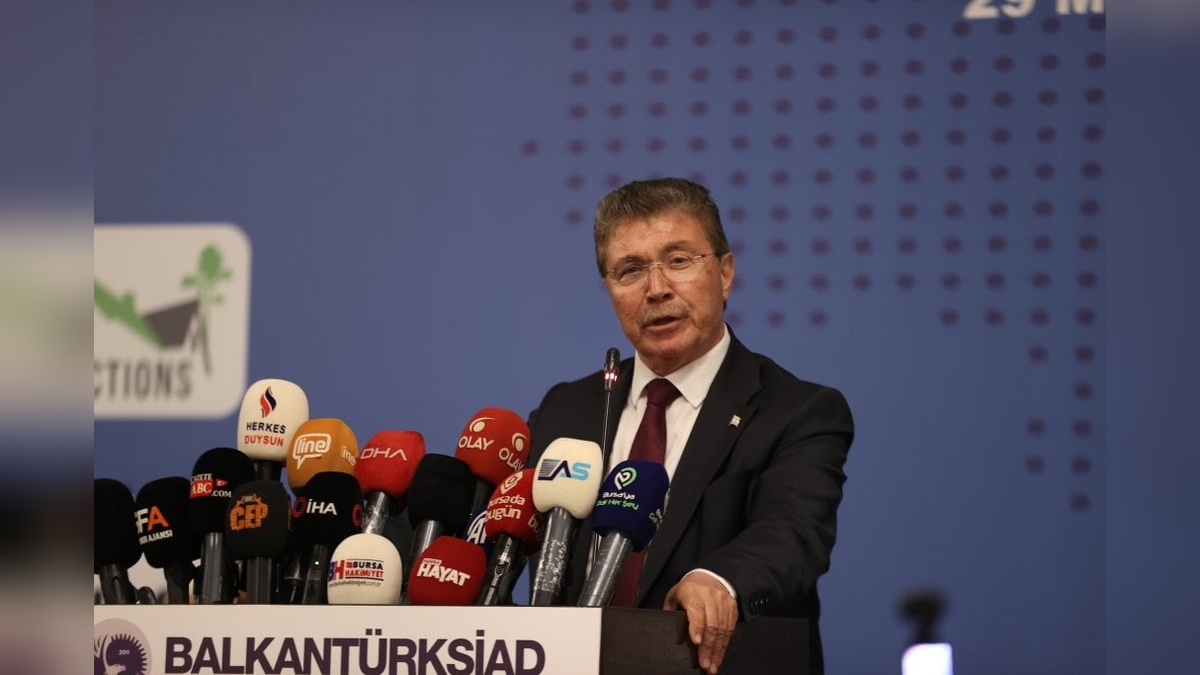 KKTC Başbakanı Üstel: Türkiye olmasa Filistin gibi inim inim inlerdik