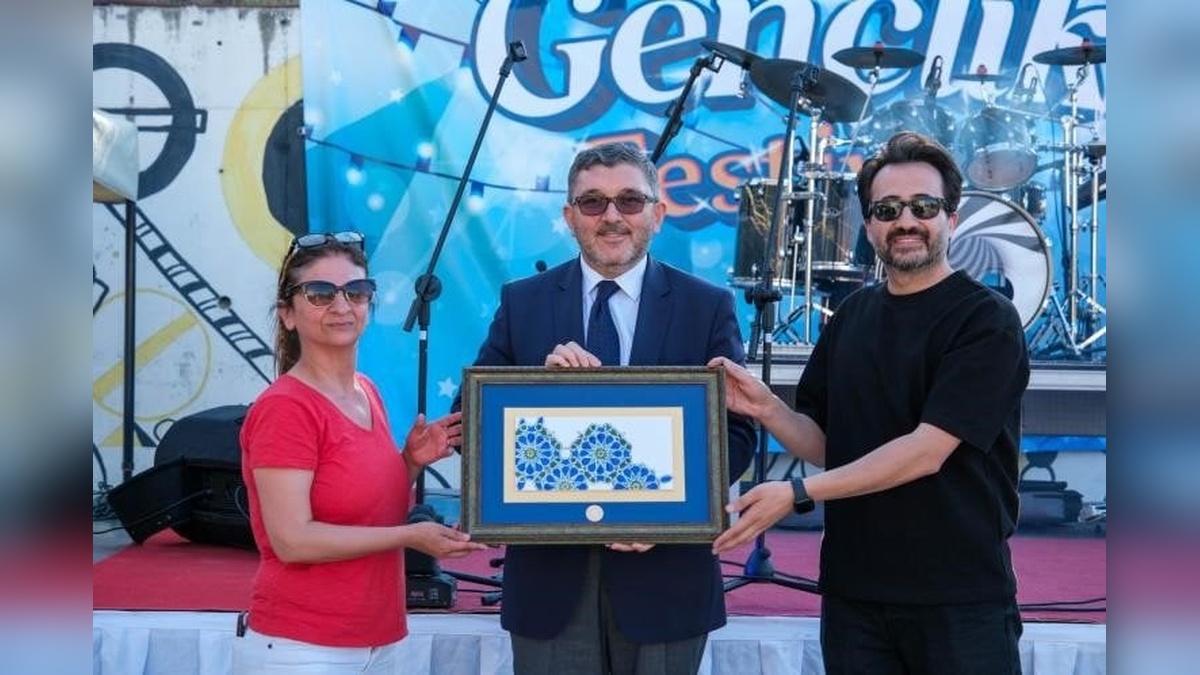 BŞEÜ Bahar Şenliği’nde renkli anlar yaşandı