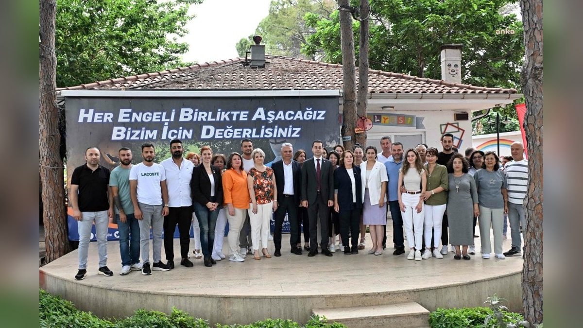 Muratpaşa Belediye Başkanı Uysal: Türkiye'nin geleceği CHP’nin kılavuzluğunda