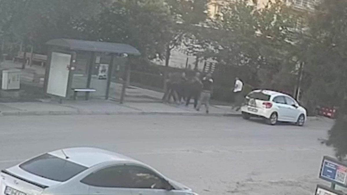 İzmir'de komşu kavgasında 3 kişi vuruldu, 4 şüpheli tutuklandı