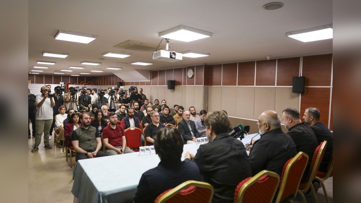 İHH Genel Başkanı Yıldırım: 5 İHH görevlisi şehit edildi