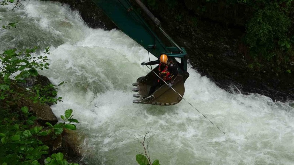 Uzungöl'de kaybolan Suudi çocuk için arama çalışmaları 5. gününde