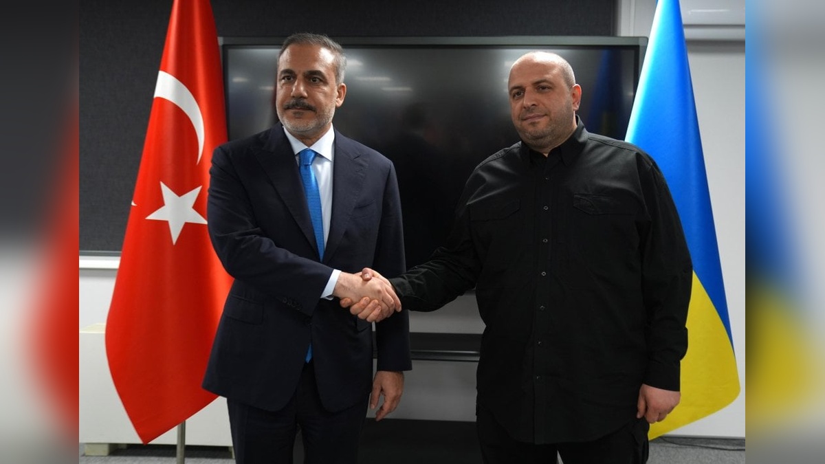 Dışişleri Bakanı Fidan, Ukrayna Savunma Bakanı Umerov ile görüştü