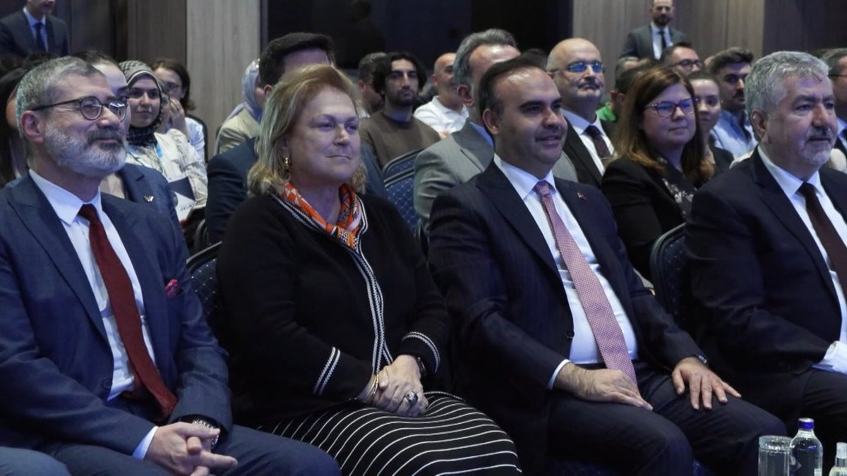 Bakan Kacır: Yeni teşvik sistemiyle 30 milyar dolarlık devlet desteği sağlayacağız