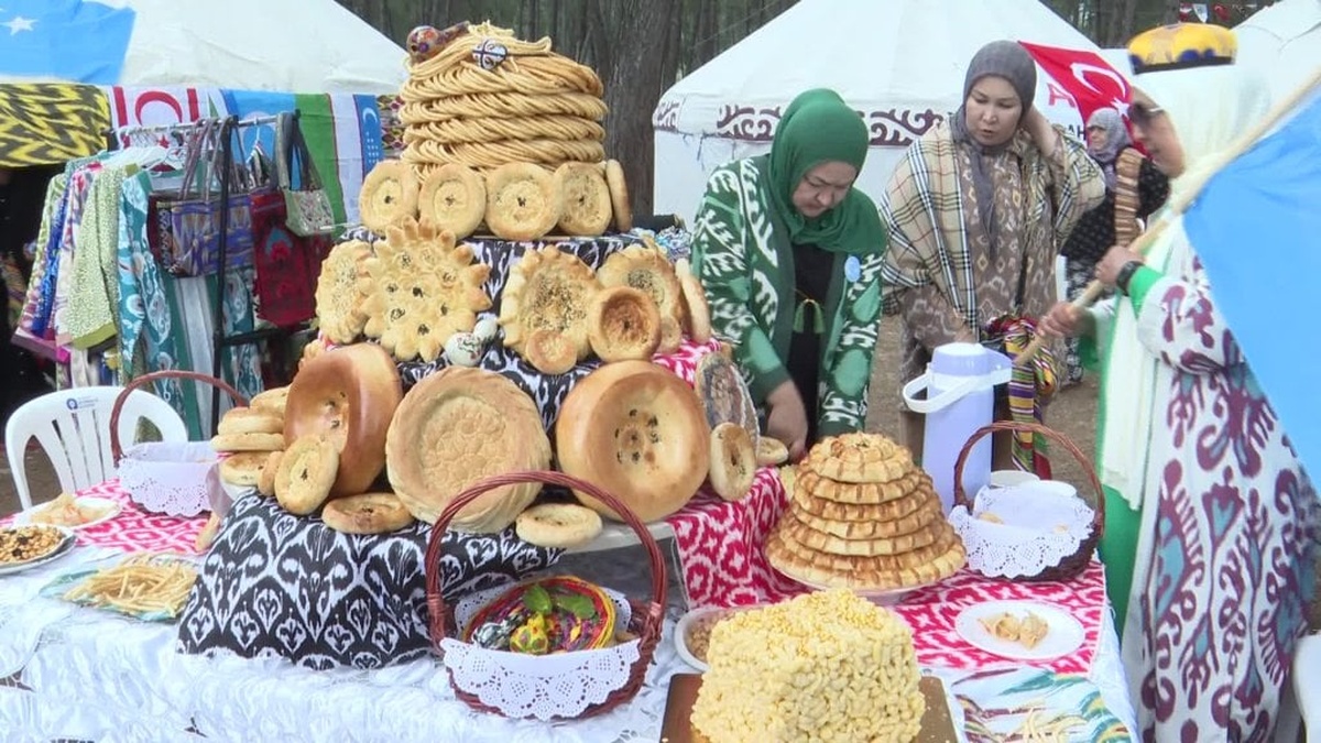 Antalya'da 4. Uluslararası Yörük Türkmen Festivali renkli görüntülerle başladı