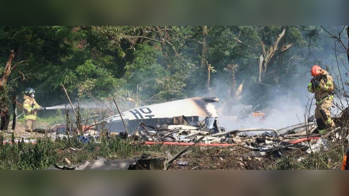 Güney Kore'de deniz kuvvetleri uçağı düştü: 4 asker hayatını kaybetti
