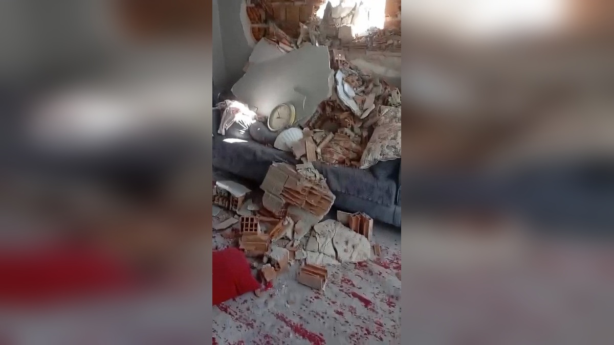 Sultangazi'de yıkım sırasında hasar gören daire onarılacak