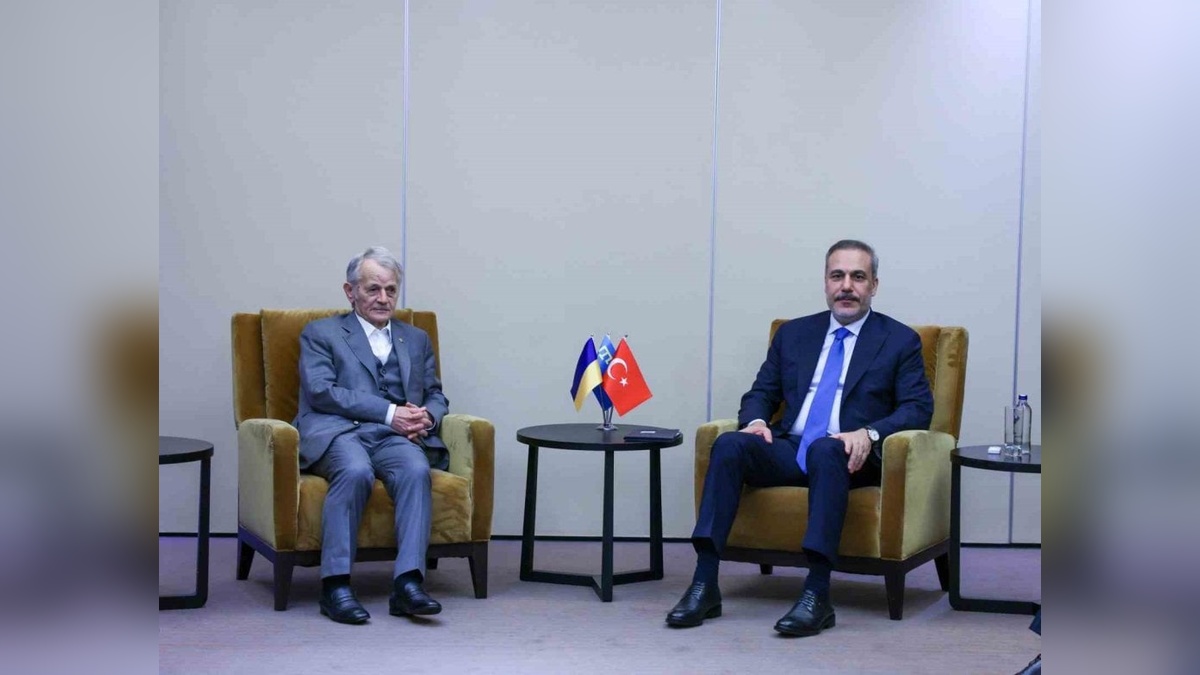 Dışişleri Bakanı Fidan, Kırım Tatar Milli Meclisi heyetini kabul etti