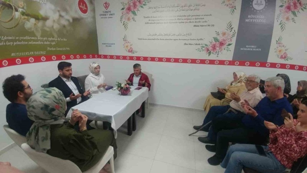 Köyceğiz Müftülüğü yeni nikah salonunda ilk nikahı kıydı