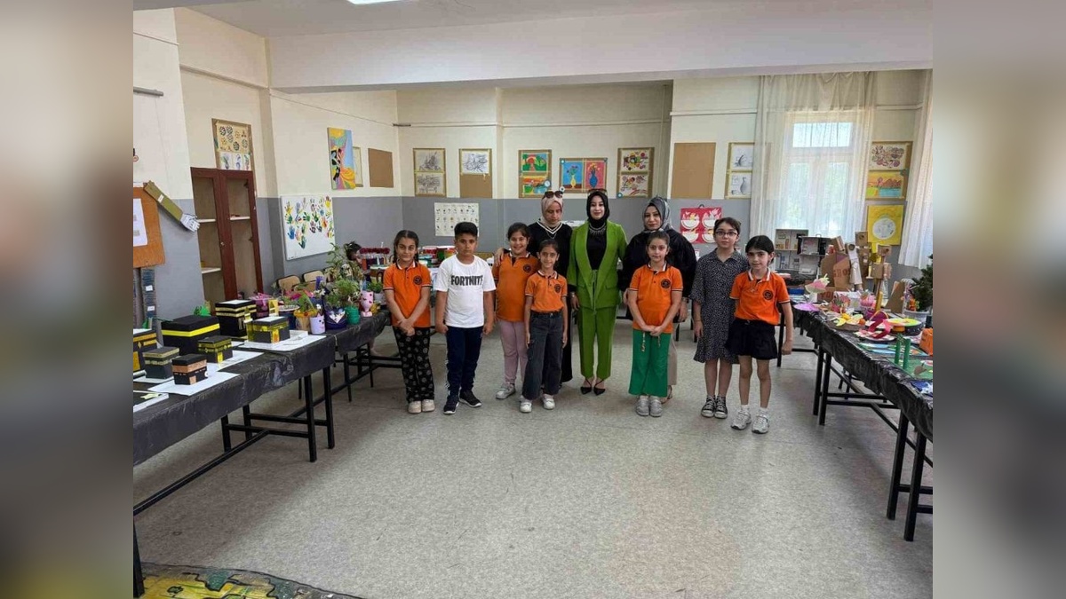 Batman'da öğrenciler sıfır atık projesiyle ders materyalleri üretti