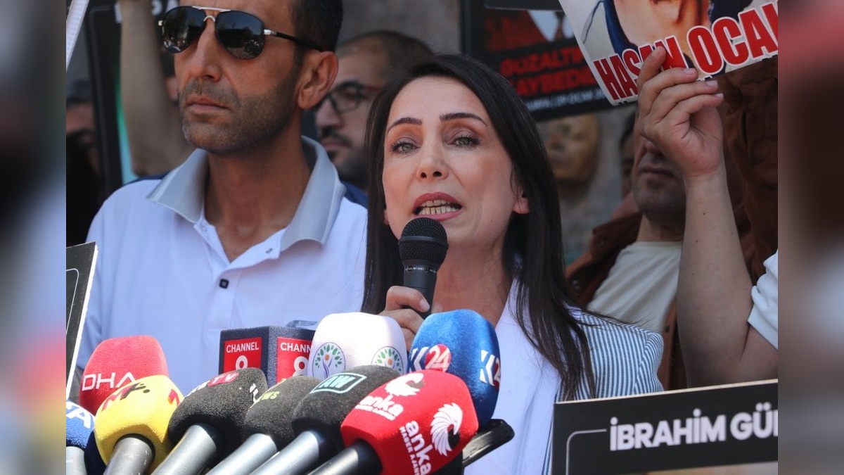 DEM Parti Eş Genel Başkanı Hatimoğulları: Barış mutlaka kazanacak