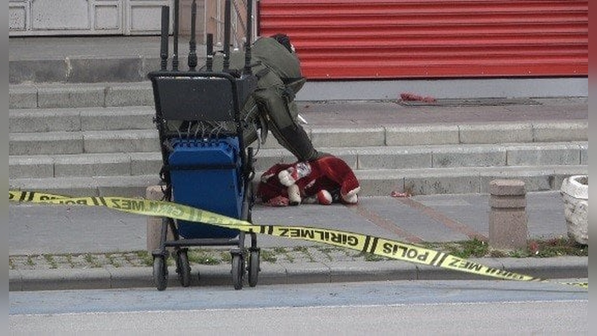 Konya'da şüpheli oyuncak ayı fünyeyle patlatıldı