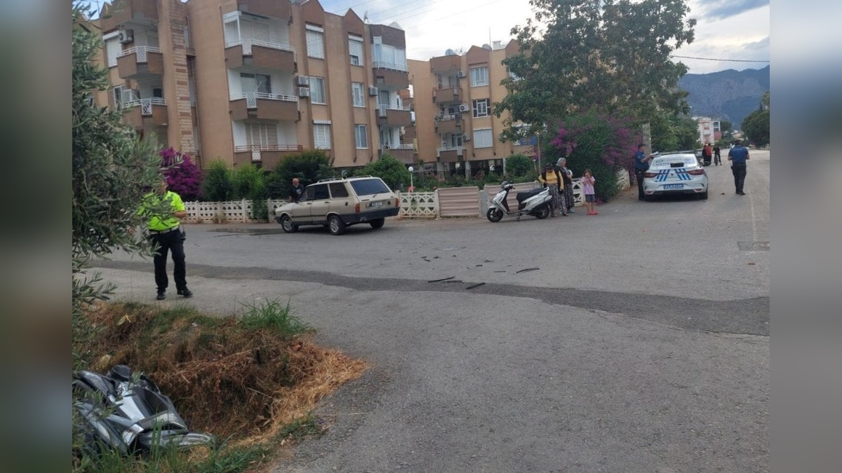 Bozyazı'nda trafik kazası: Motosiklet sürücüsü yaralandı