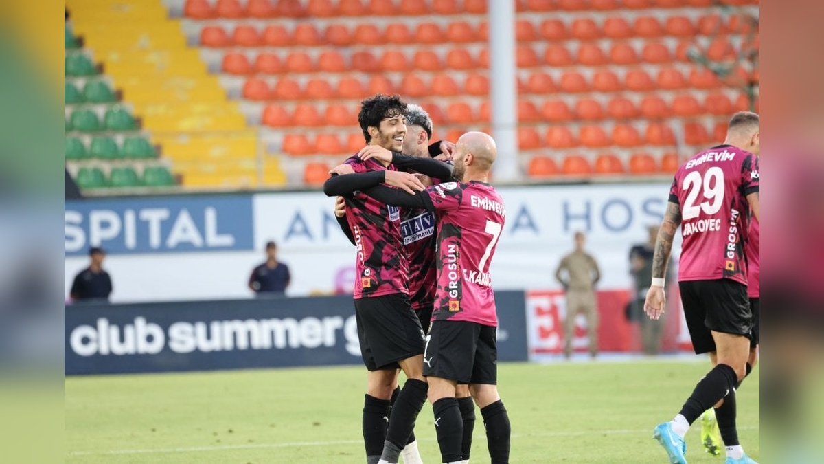 Alanyaspor, Sivasspor'u 2-0 mağlup etti