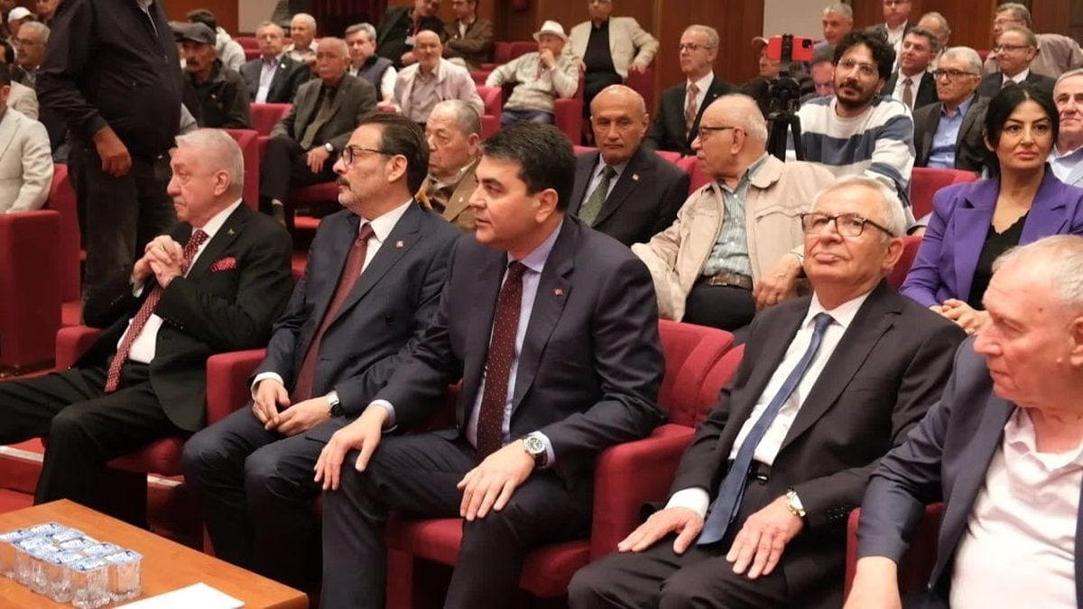 Uysal: iktidarlar da darbe yapabilir