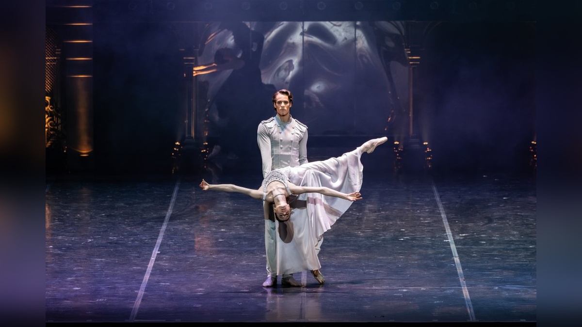 AKM'de Anna Karenina balesi büyük beğeni topladı