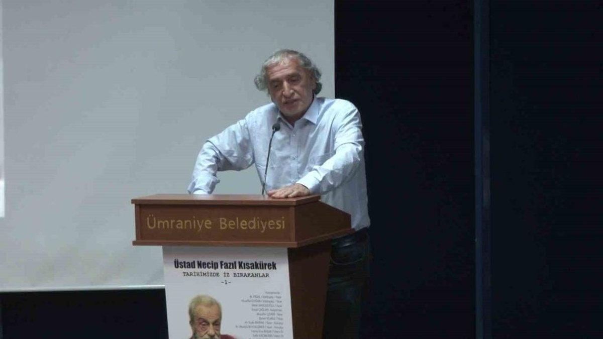 Ümraniye'de Necip Fazıl Kısakürek anıldı
