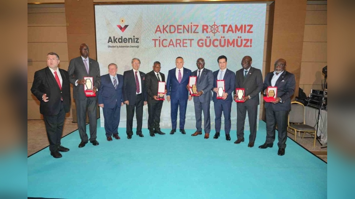 Akdeniz Ülkeleri İş Adamları Derneği, İstanbul'da uluslararası bir buluşma düzenledi