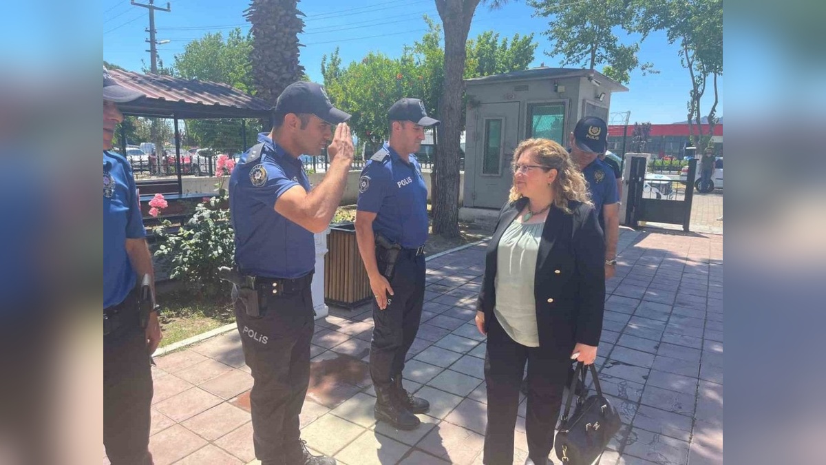 Germencik Kaymakamı Doğru, emniyet ve jandarmayı ziyaret etti