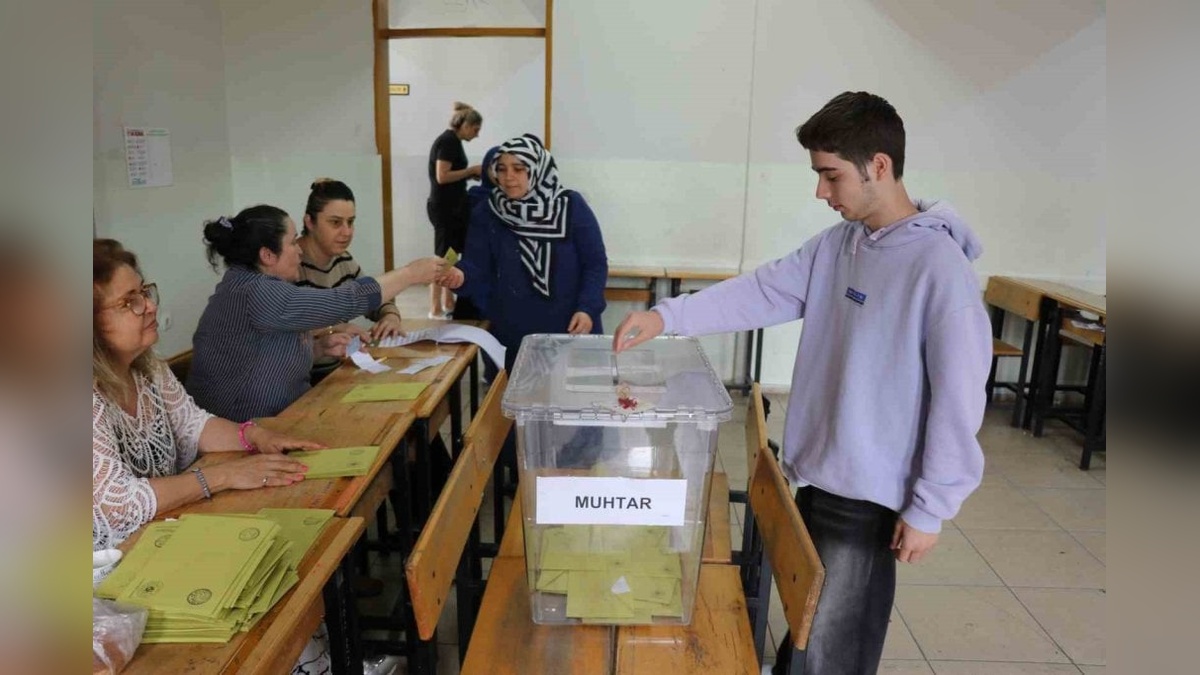 Denizli Selçukbey Mahallesi'nde muhtarlık seçimi sürüyor