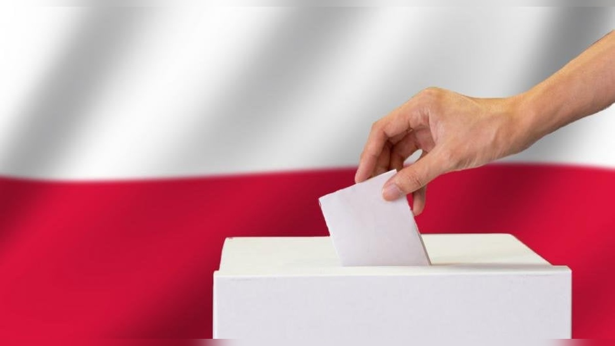 Polonya'da cumhurbaşkanlığı seçiminin ikinci turu başladı