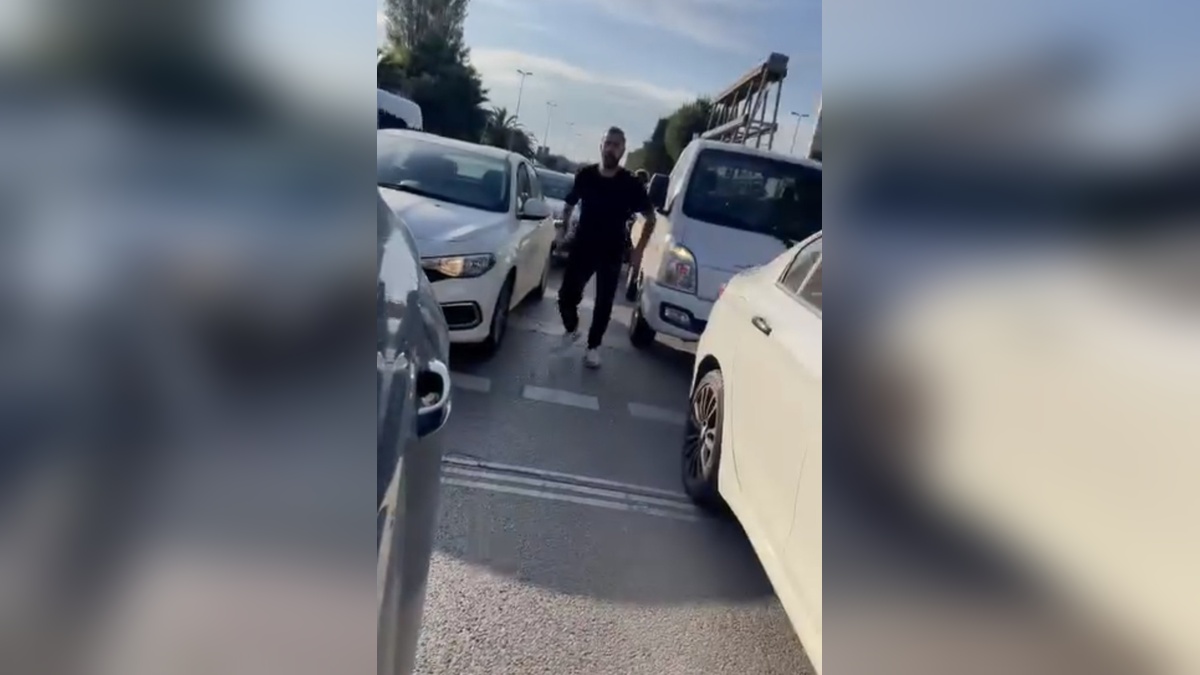 Maltepe'de yol verme tartışması kamerada