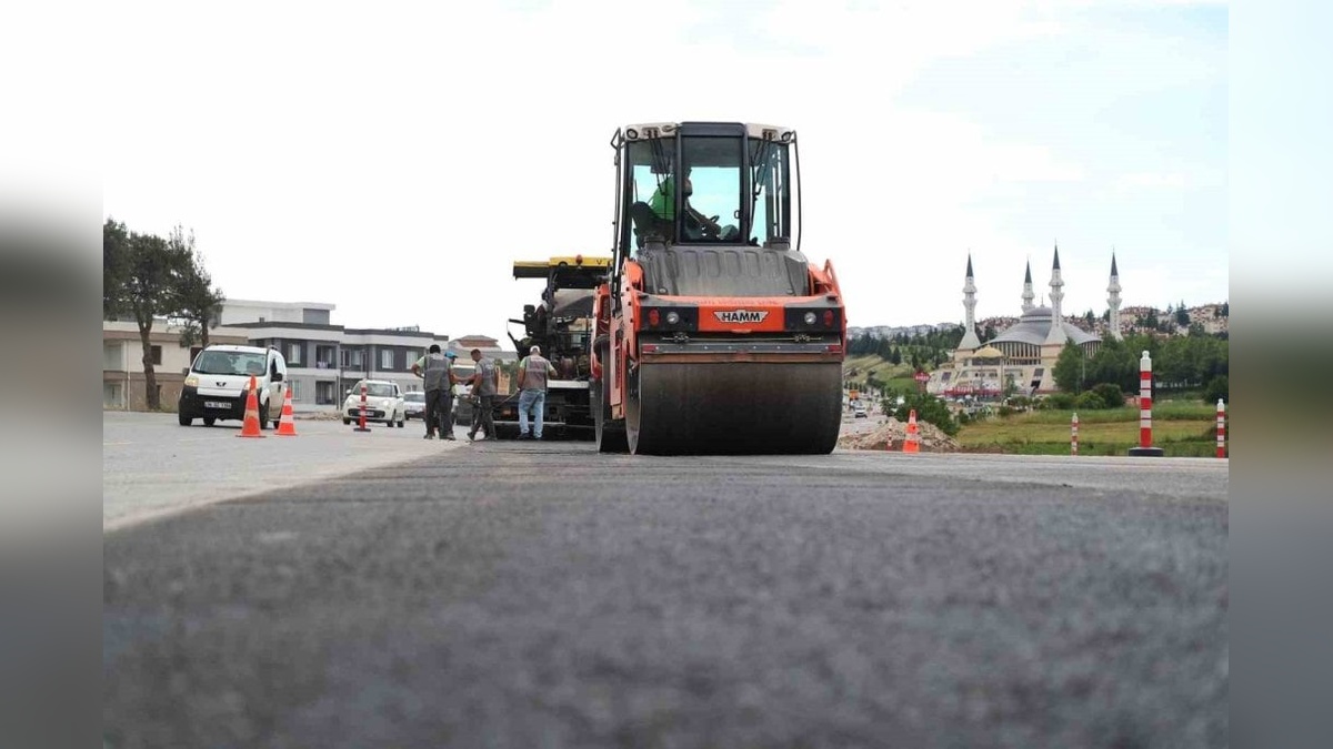 Sakarya Büyükşehir Belediyesi'nden 19,5 kilometrelik Metrobüs Hattı çalışmaları