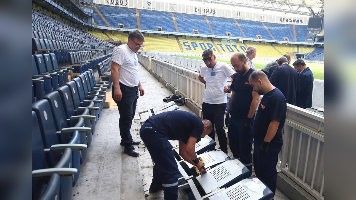 Fenerbahçe Şükrü Saracoğlu Spor Kompleksi'nde 9 bin koltuk yenilenecek