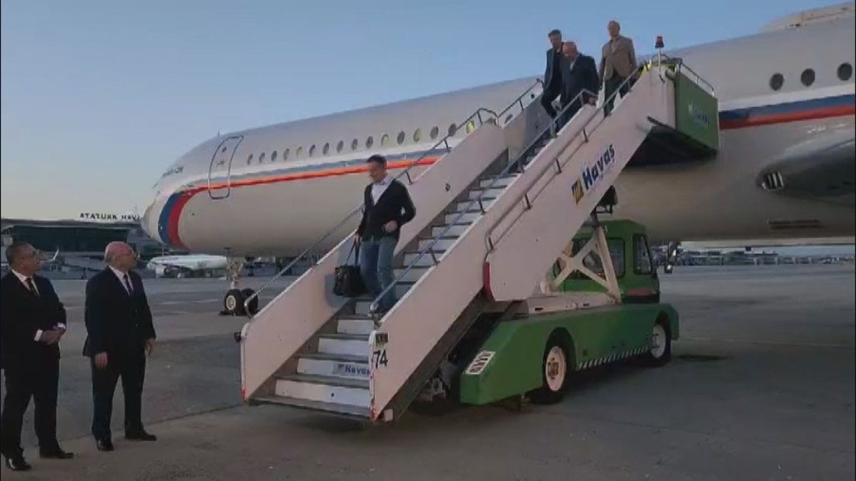 Rus heyeti, İstanbul'a geldi