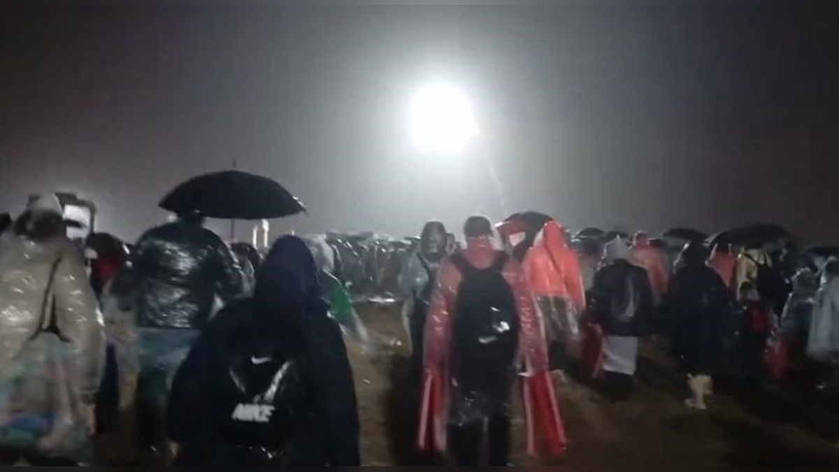 AK Parti İl Başkanı Subaşıoğlu'ndan Denizli Büyükşehir Belediyesi'ne konser eleştirisi: Çalgıyı da beceremediniz, milyonlar çöpe gitti