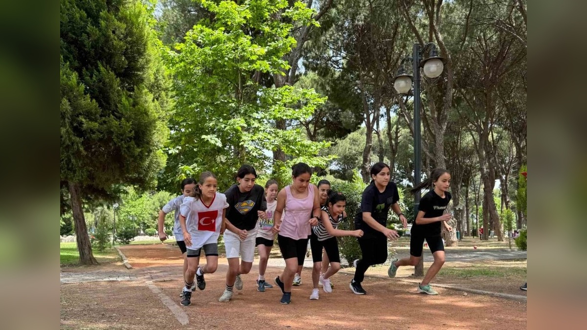 Nazilli Aquatlon Şampiyonası'nda 76 sporcu yarıştı