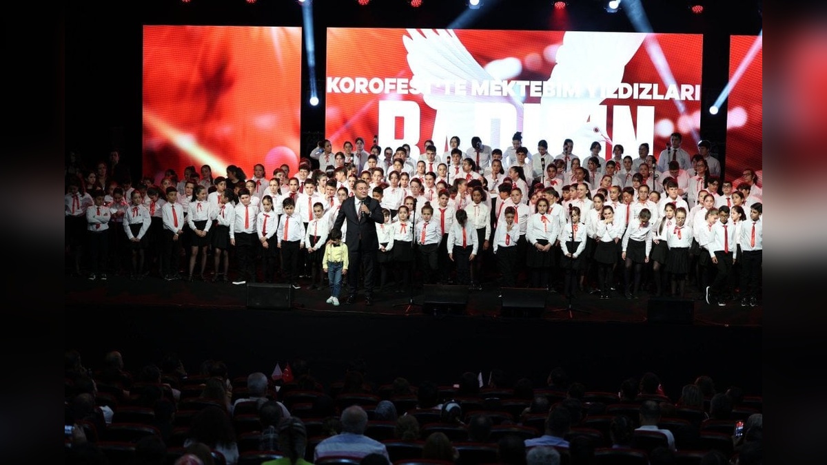 Mektebim Yıldızları Korofest'te 500 öğrenci sahne aldı