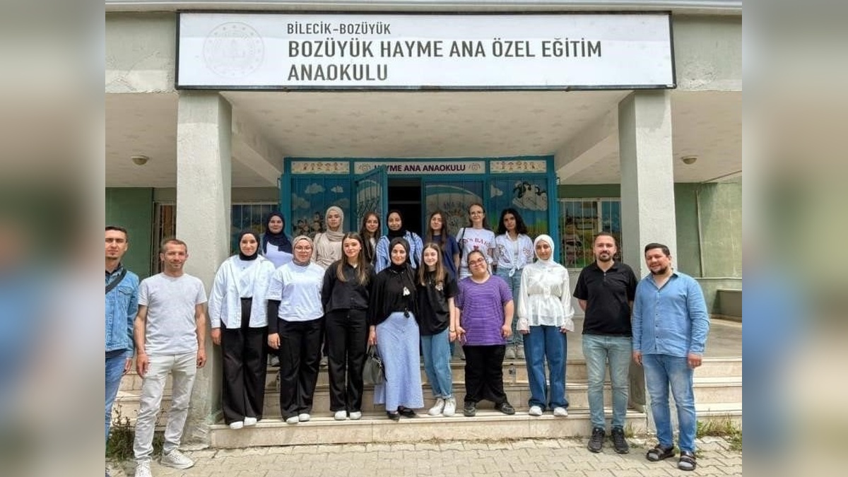Bozüyük'te 700. Yıl MTAL öğrencileri Hayme Ana Özel Eğitim Okulu'nu ziyaret etti
