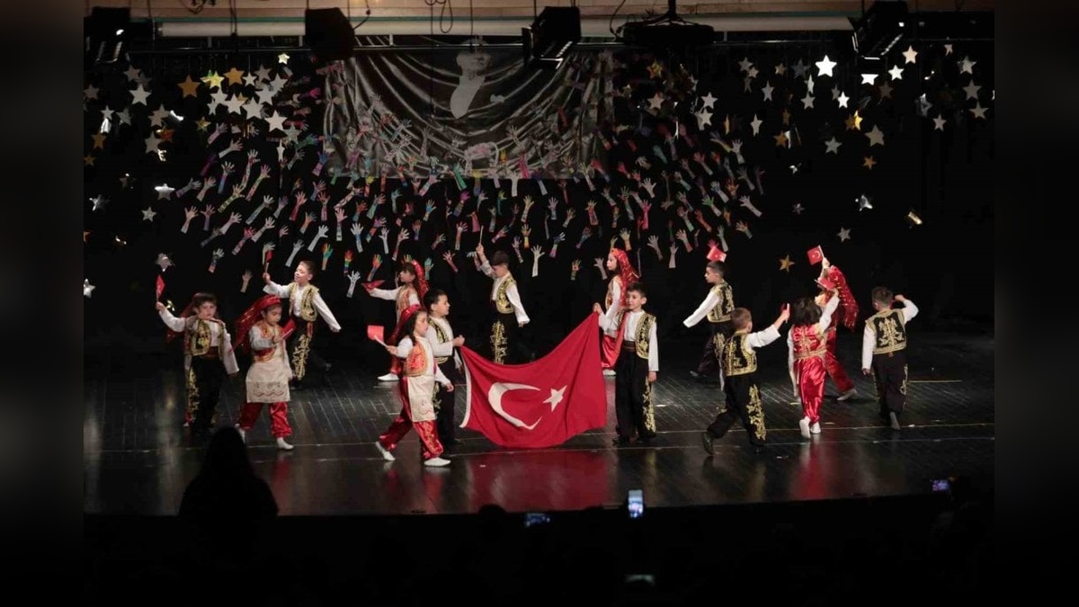 Odunpazarı Belediyesi kreşlerinde 200 öğrenci mezun oldu