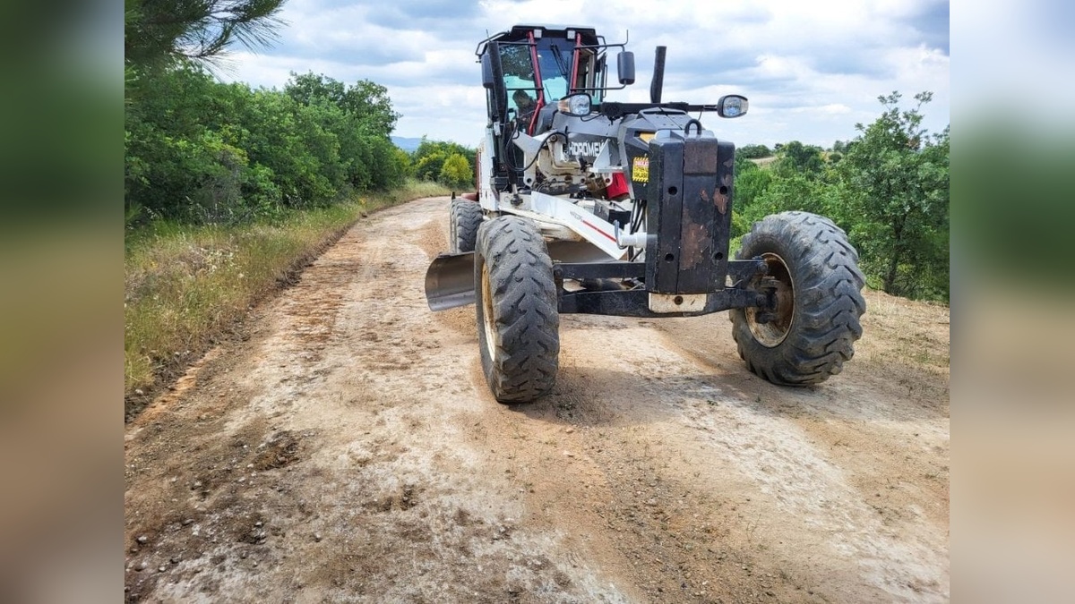 Balıkesir Orman Bölge Müdürlüğü yangın emniyet yollarını yeniliyor