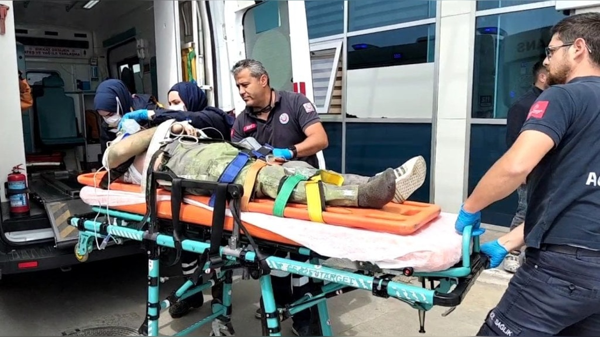 Samsun'da işçi minareden düşerek ağır yaralandı