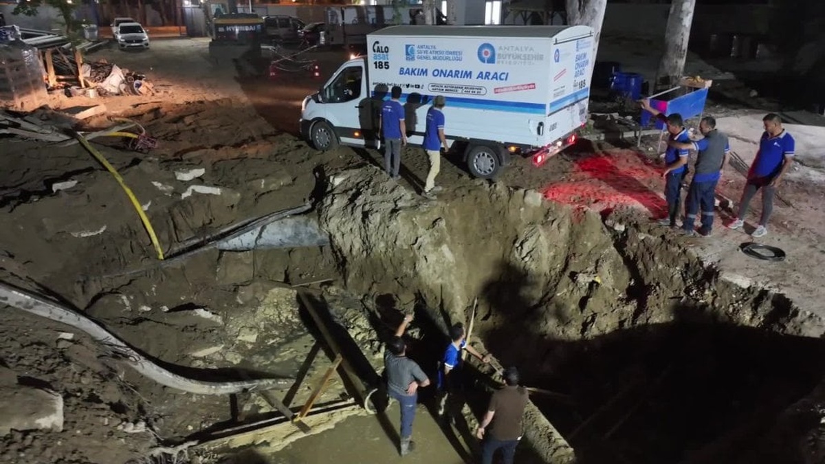 Antalya Büyükşehir Belediyesi'nden Serik turizm bölgesine 2,7 milyar liralık içme suyu yatırımı