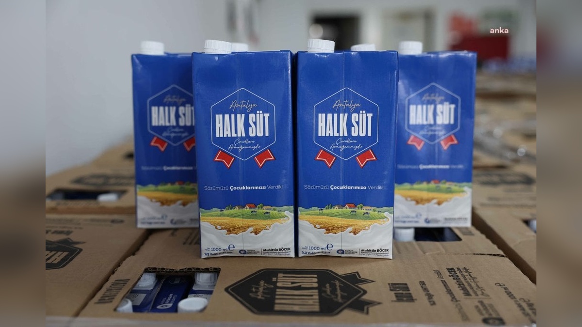 Antalya Büyükşehir Belediyesi'nin Halk Süt Projesi'nden 30 bin çocuk faydalandı