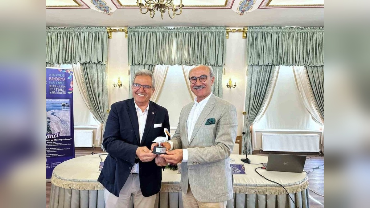 Bandırma'da 'Marmara Denizi ve Müsilaj Kabusu' paneli düzenlendi