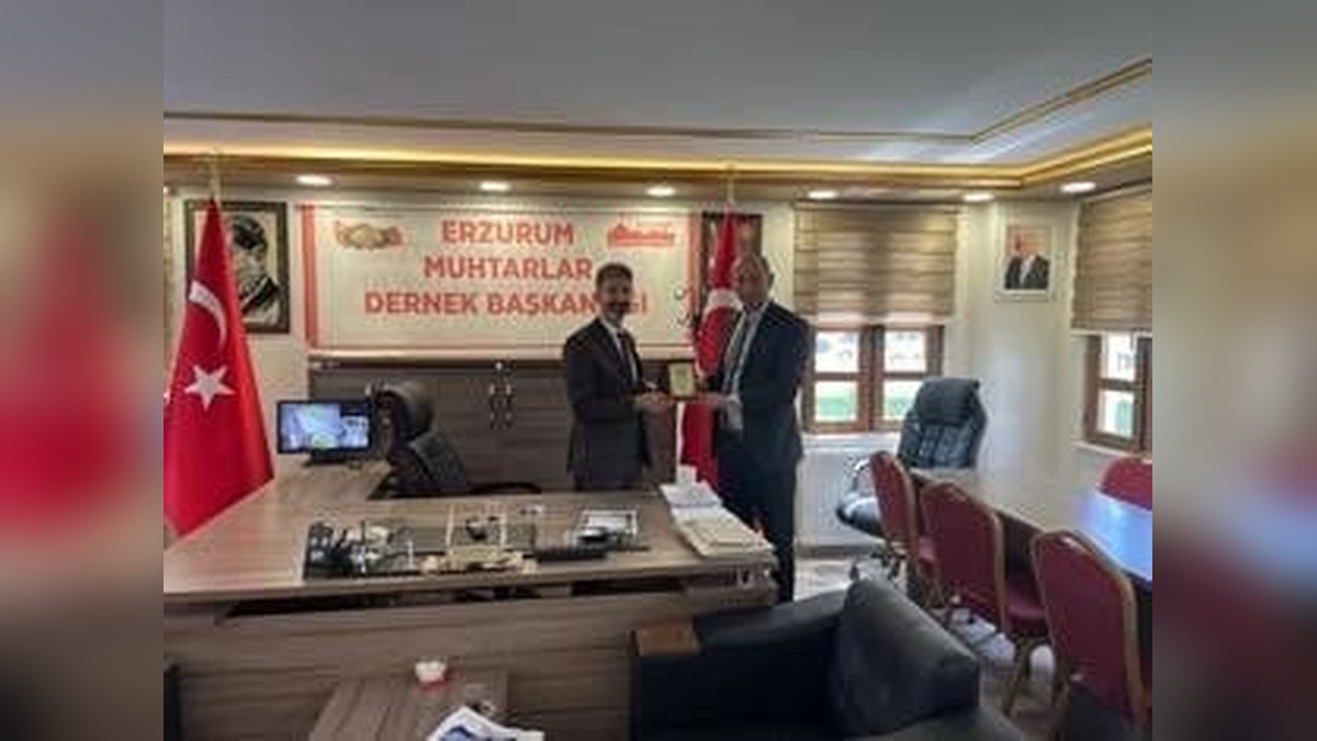 Faik Güngör Ortaokulu'ndan Atatürk Üniversitesi Kalkındırma Vakfı ve Muhtarlar Derneği'ne ziyaret