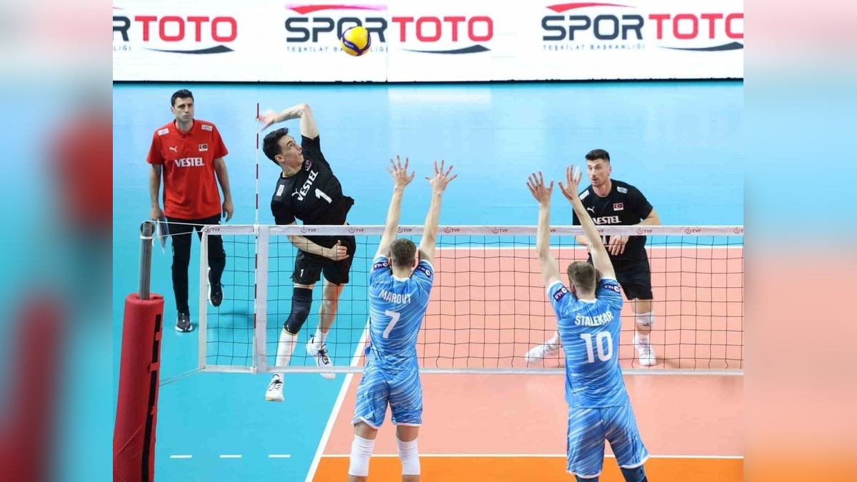 A Milli Erkek Voleybol Takımı, Slovenya'ya 3-2 mağlup oldu