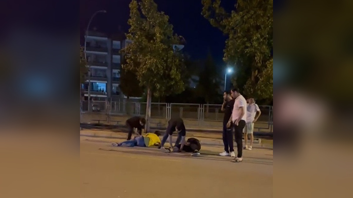 Mersin'de 2 genç silahlı saldırıya uğradı