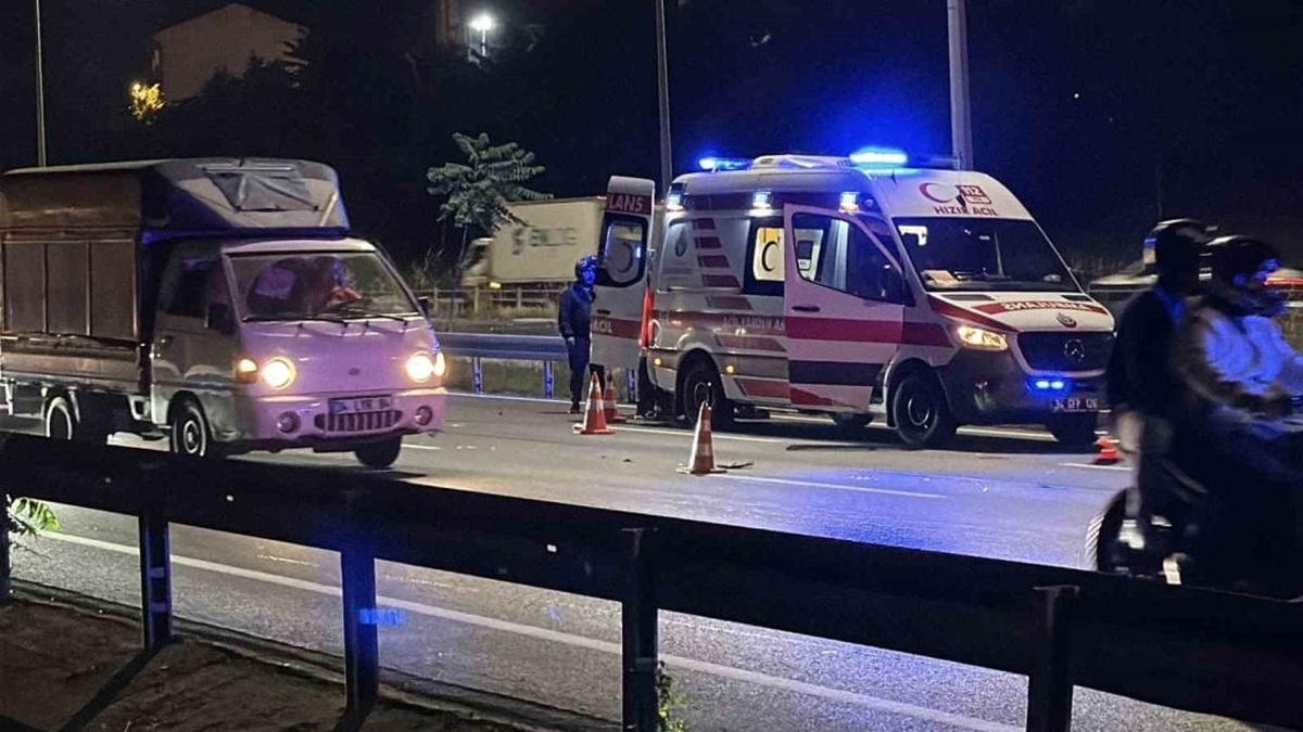 Kağıthane'de TEM bağlantı yolunda feci kaza: Yaya hayatını kaybetti