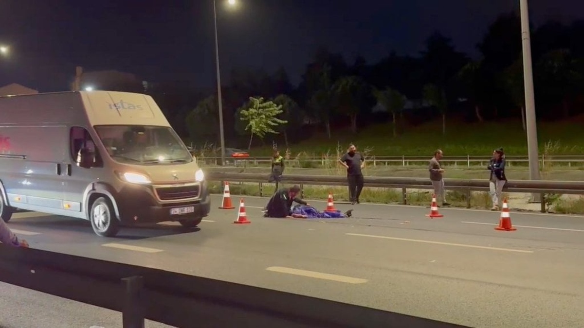 Kağıthane'de otomobilin çarptığı yaya hayatını kaybetti